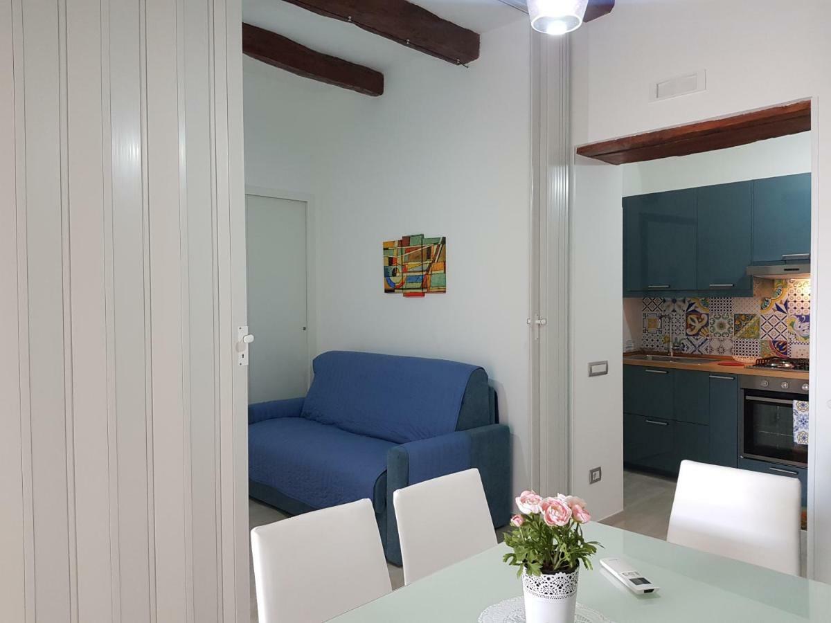 Al Teatro Verdi Luxury Apartment *